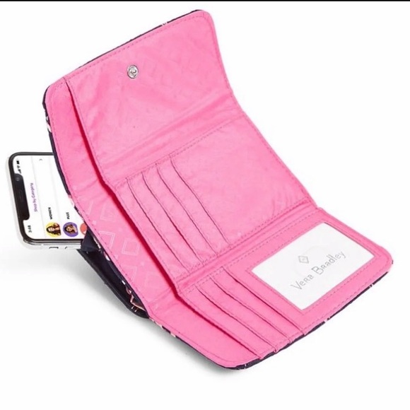 Vera Bradley Flamingo Fiesta Smartphone Wristlet Navy Pink - Picture 2 of 7